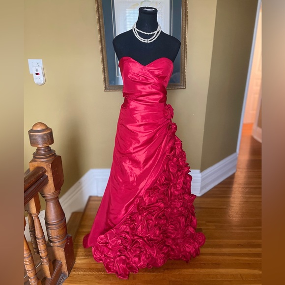 Ballgown size 12 - Picture 1 of 10